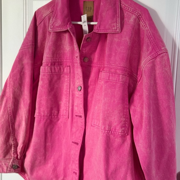 Gap × Barbie™ Adult LongSleeve Icon Denim Jacket Hot Pink Size Large Petite NWT! - Picture 2 of 6